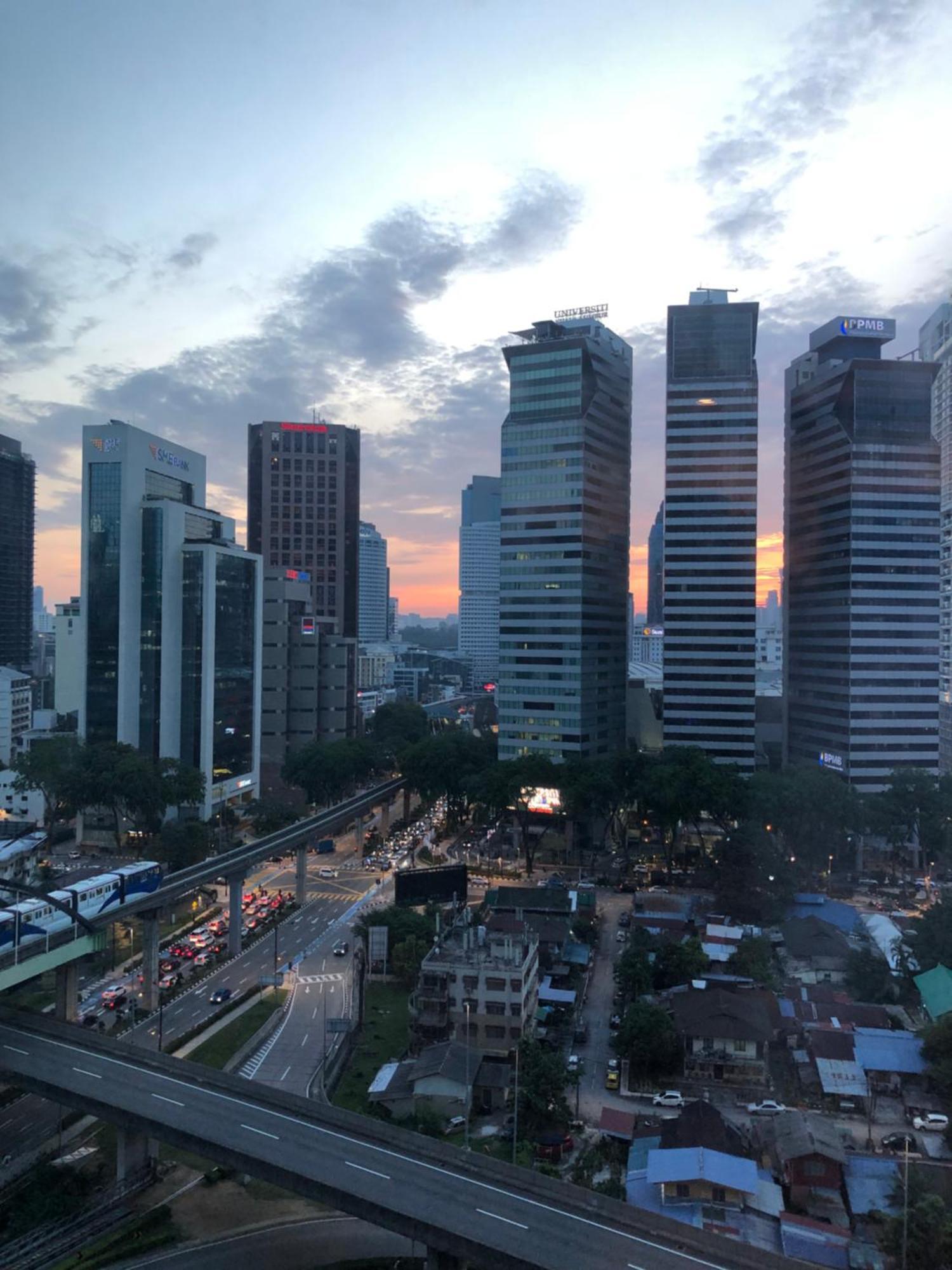 Apartament Platinum Klcc Pool View Kuala Lumpur Zewnętrze zdjęcie