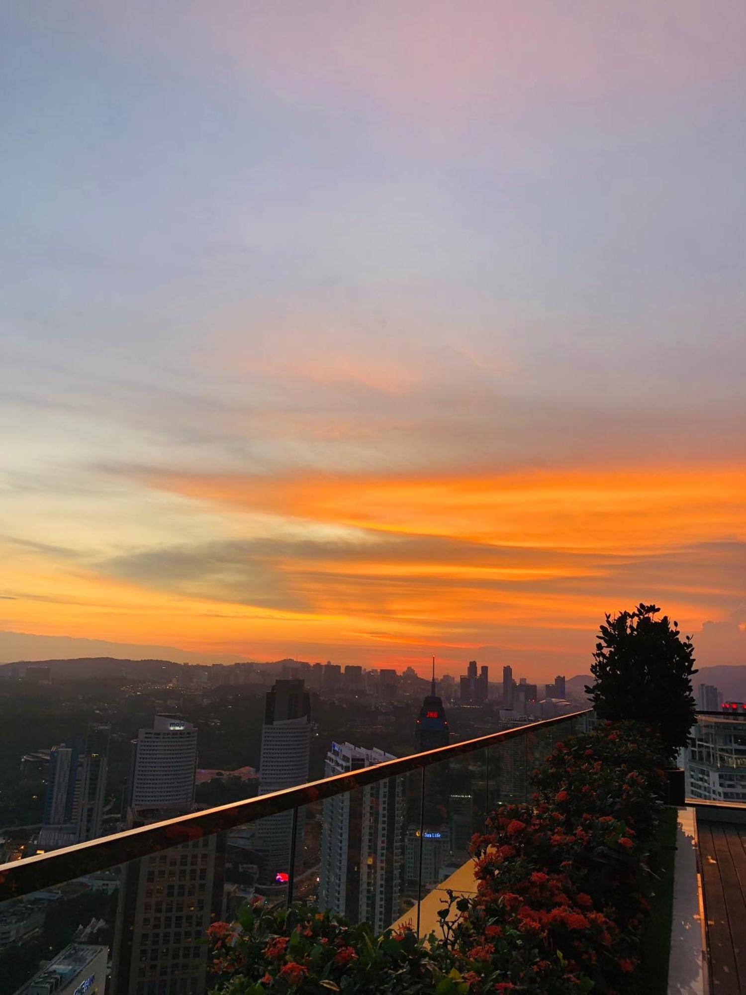 Apartament Platinum Klcc Pool View Kuala Lumpur Zewnętrze zdjęcie