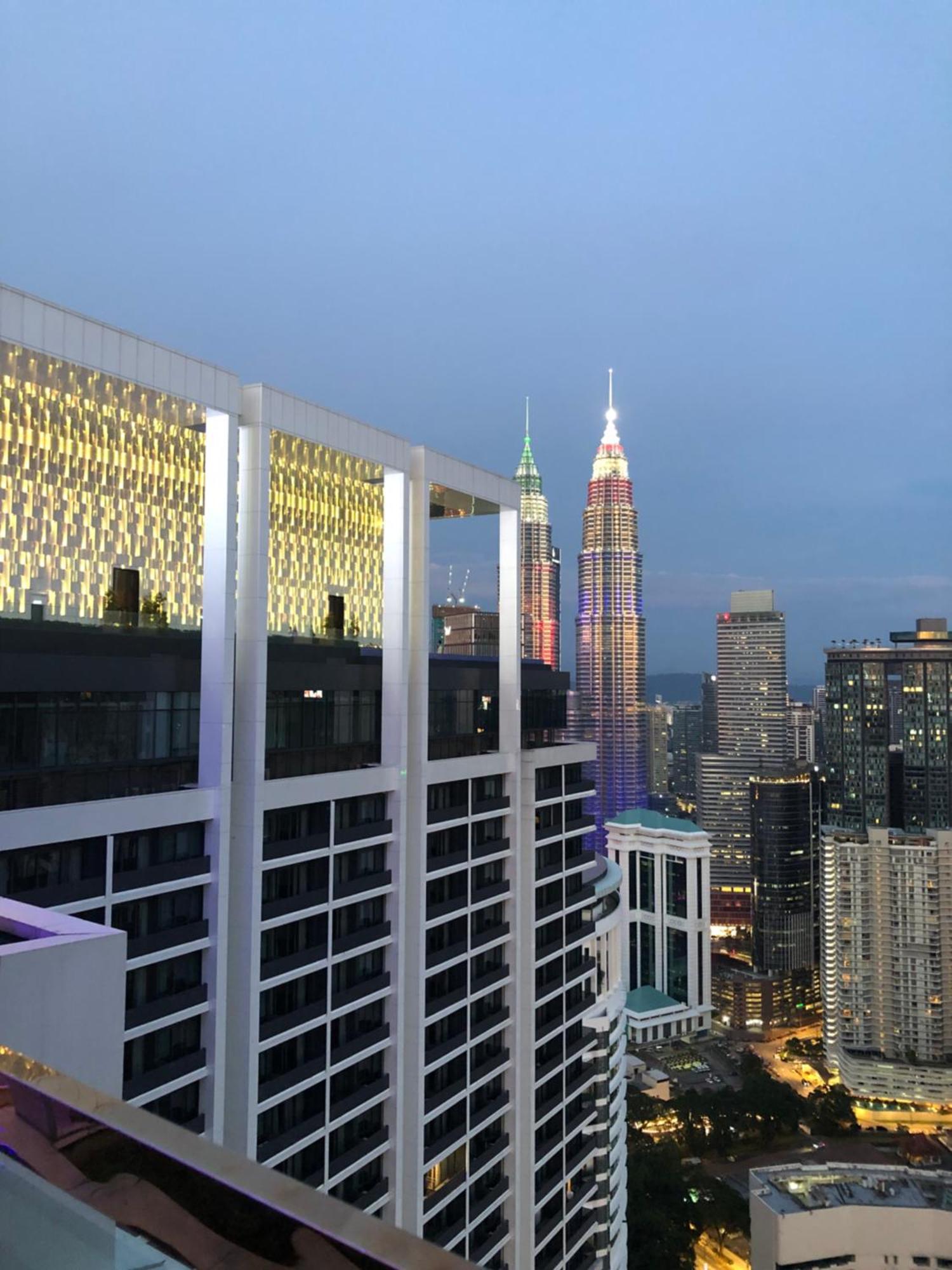 Apartament Platinum Klcc Pool View Kuala Lumpur Zewnętrze zdjęcie